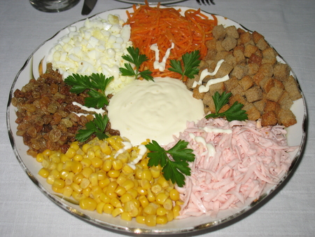 Праздничный салат «Импровиз».