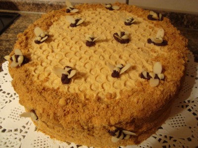 Торт «Пчелка».