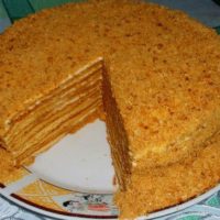 16690 Рецепт Домашний торт "Медовый"