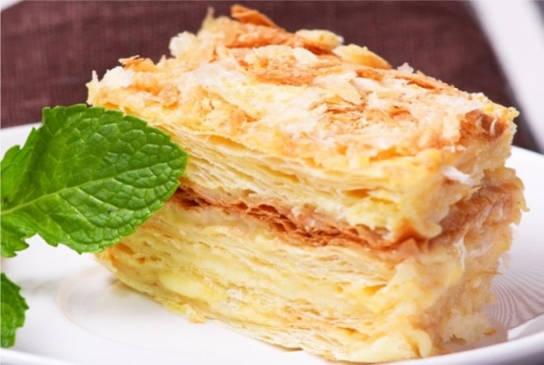 Рецепт: Торт «Наполеон» по классическому рецепту — десерт, который тает во рту