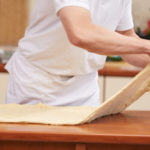 18064 Домашний хлеб. Обминки теста во время брожения. Метод «растянуть и сложить»