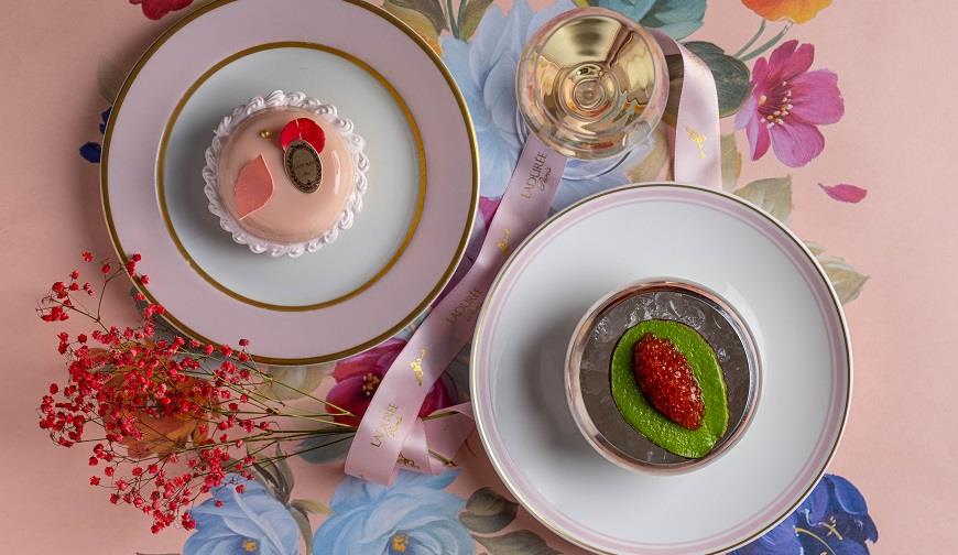10 поражающих воображение десертов к 8 марта в ресторанах Москвы