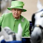 22094 Королева Великобритании Елизавета II начала выпуск приправ