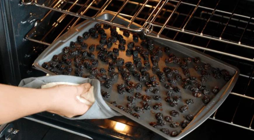 Сушка винограда в духовке (Фото: www.onegoodthingbyjillee.com)