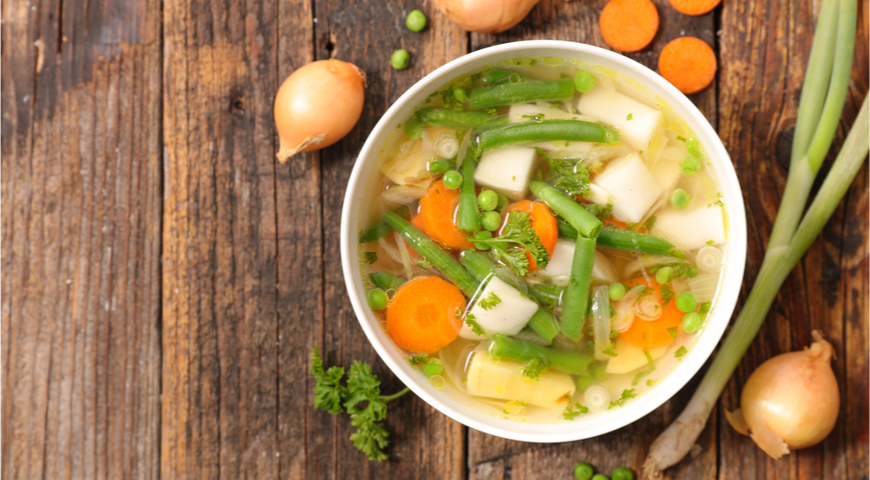 5 способов улучшить куриный суп с лапшой
